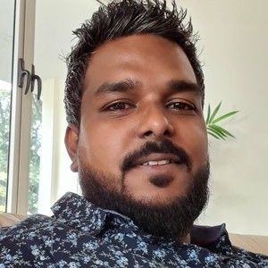 Meet your Posher, Sumeet